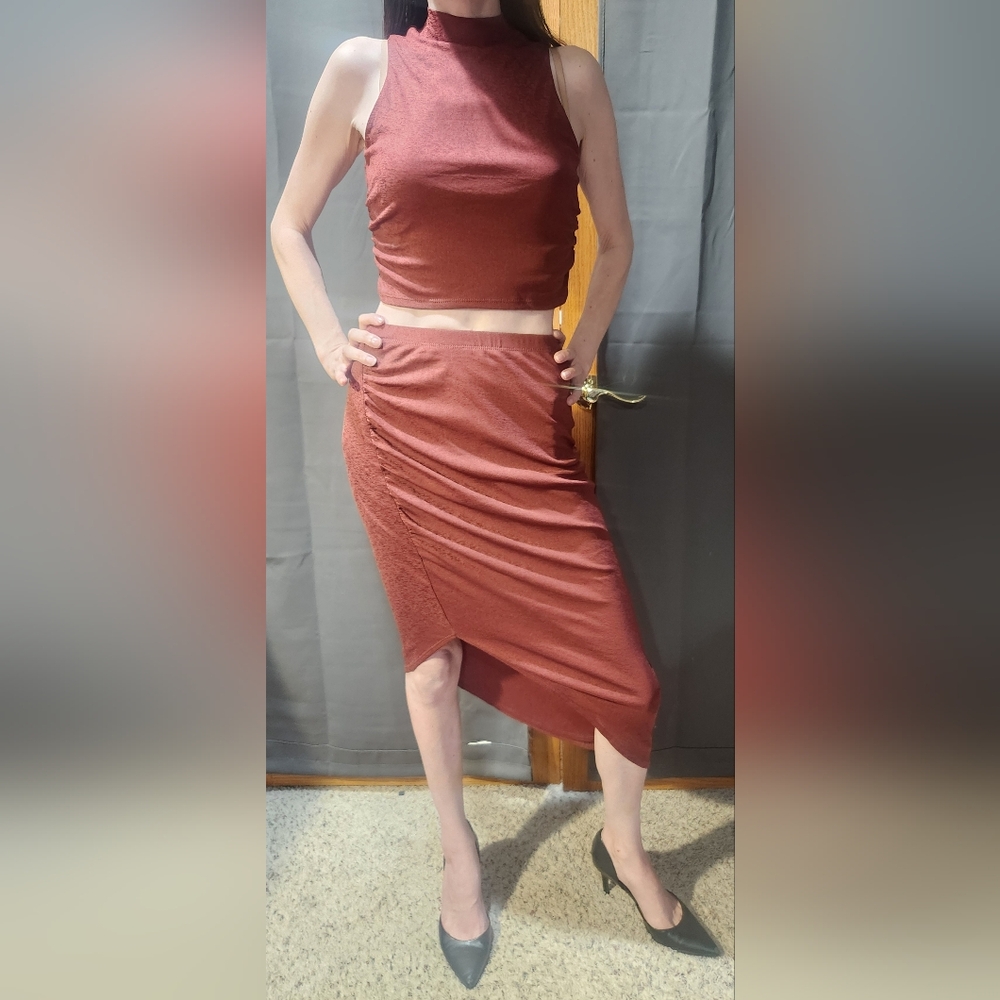 Madden NYC 2 piece Rust Midi Skirt And Crop Top